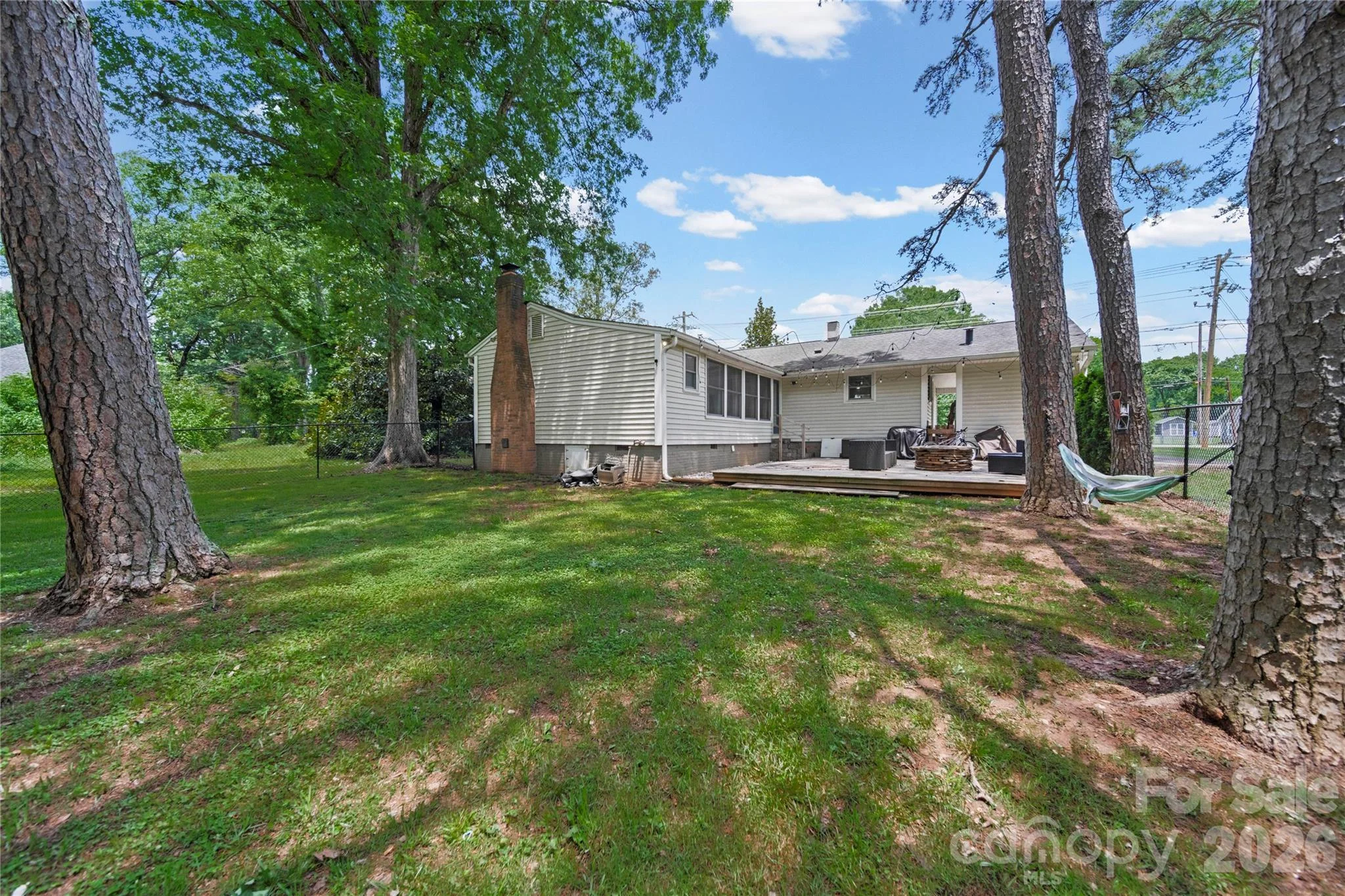 600 Mcadenville Road, Lowell, NC, 28098