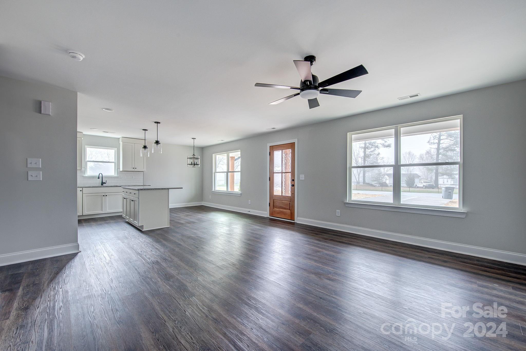 Pinnacle Woods - Residential