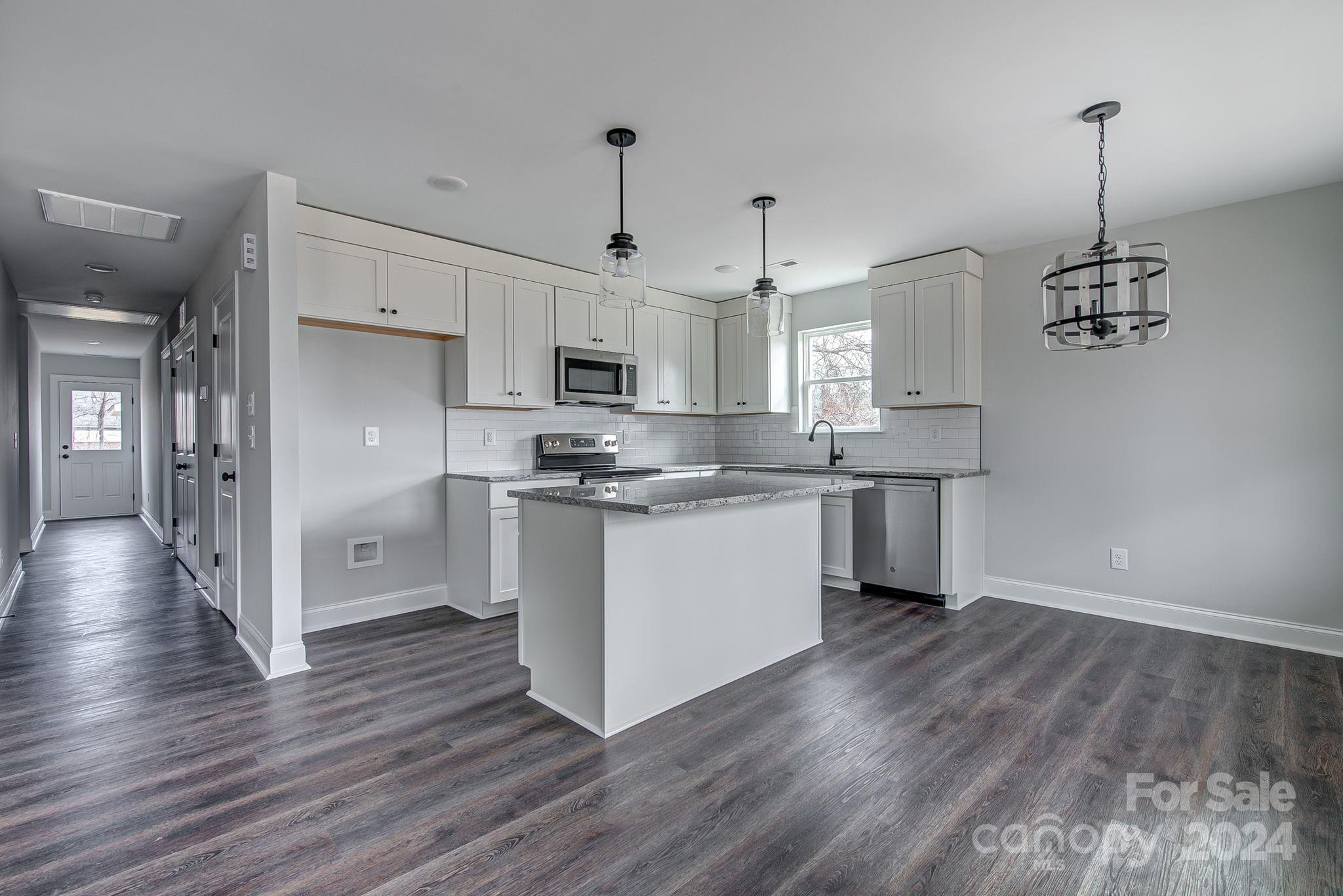 Pinnacle Woods - Residential