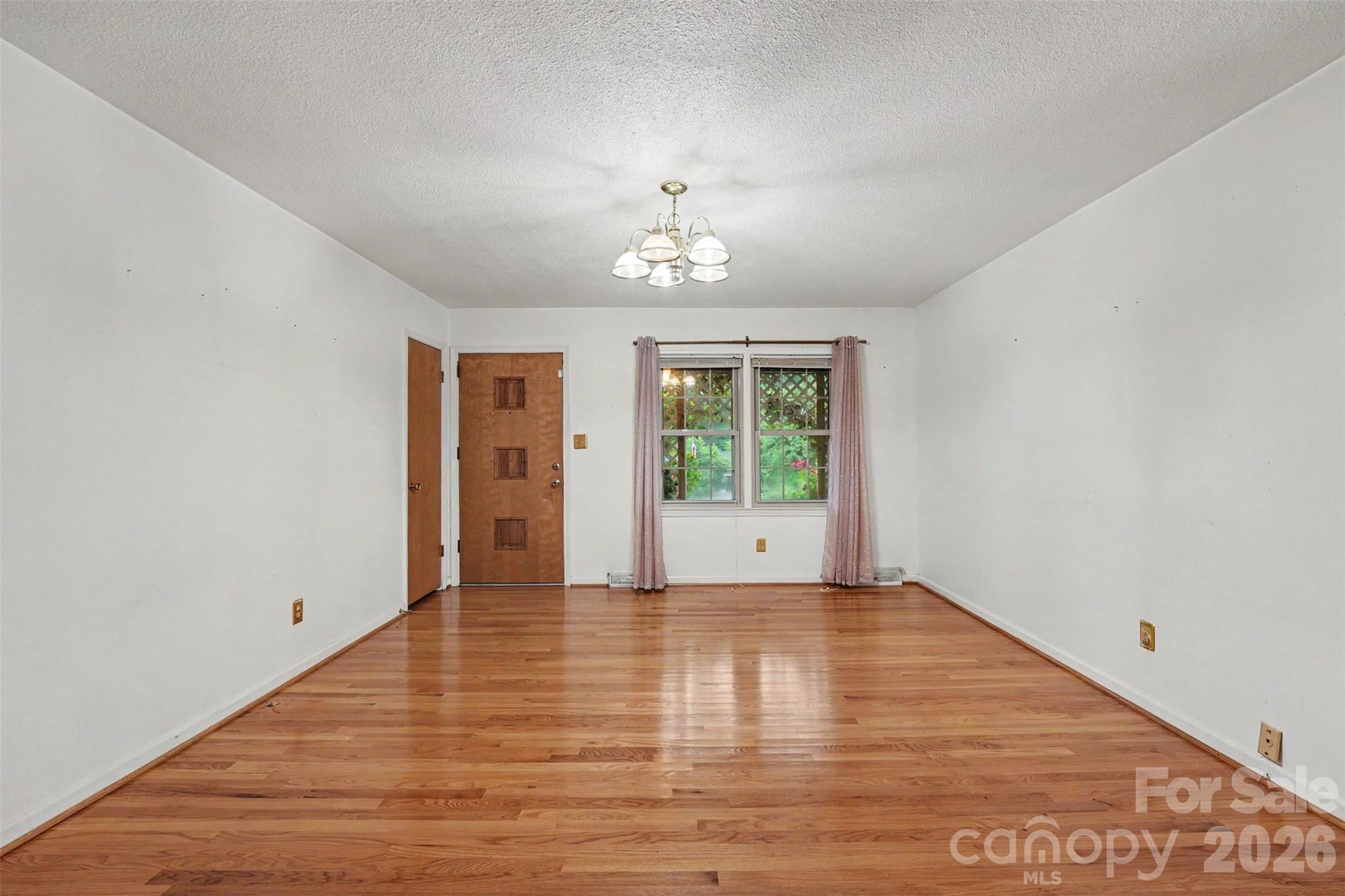 511 Ellenwood Drive