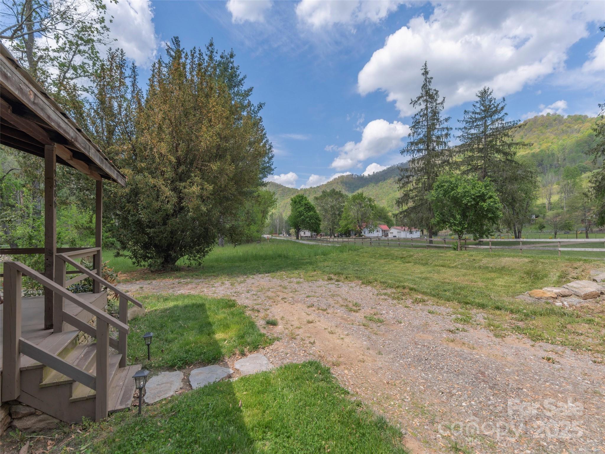 9386 Cruso Road