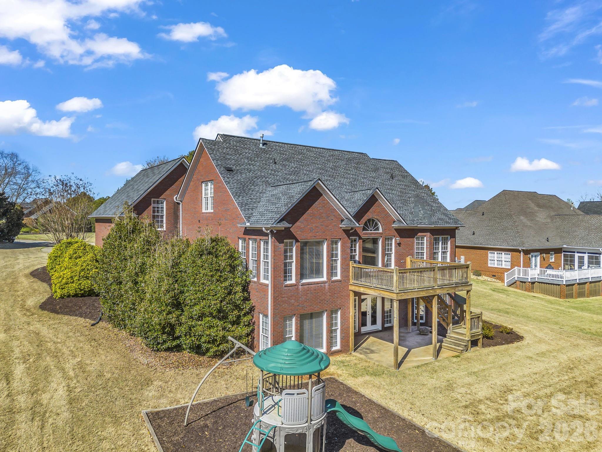 Woodfin Ridge - Residential