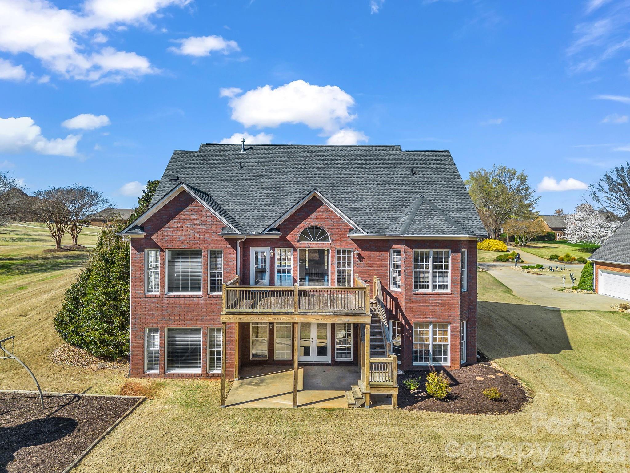 Woodfin Ridge - Residential