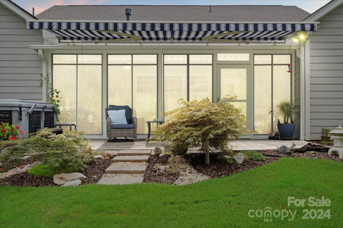 Tree Tops - Residential