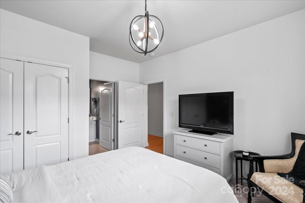 Tree Tops - Residential