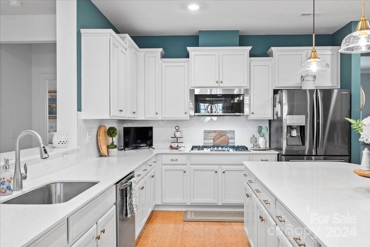 Tree Tops - Residential