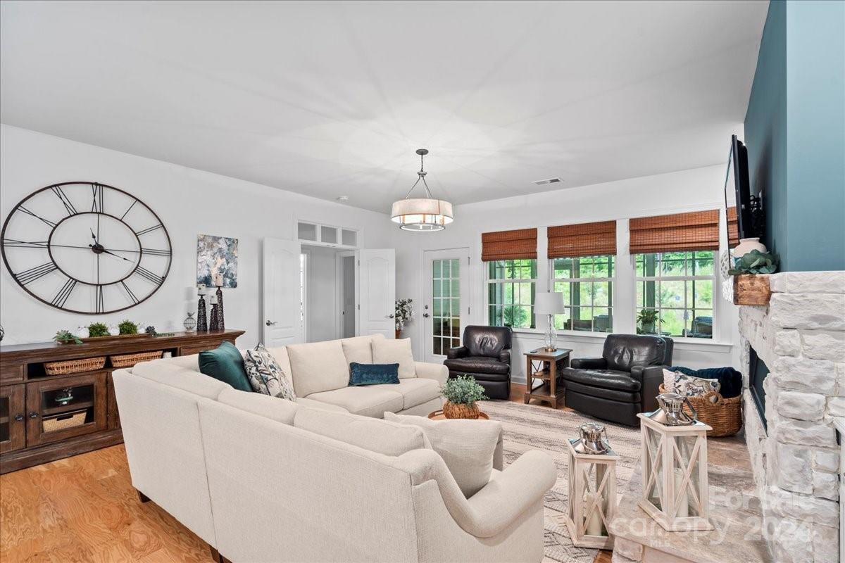 Tree Tops - Residential