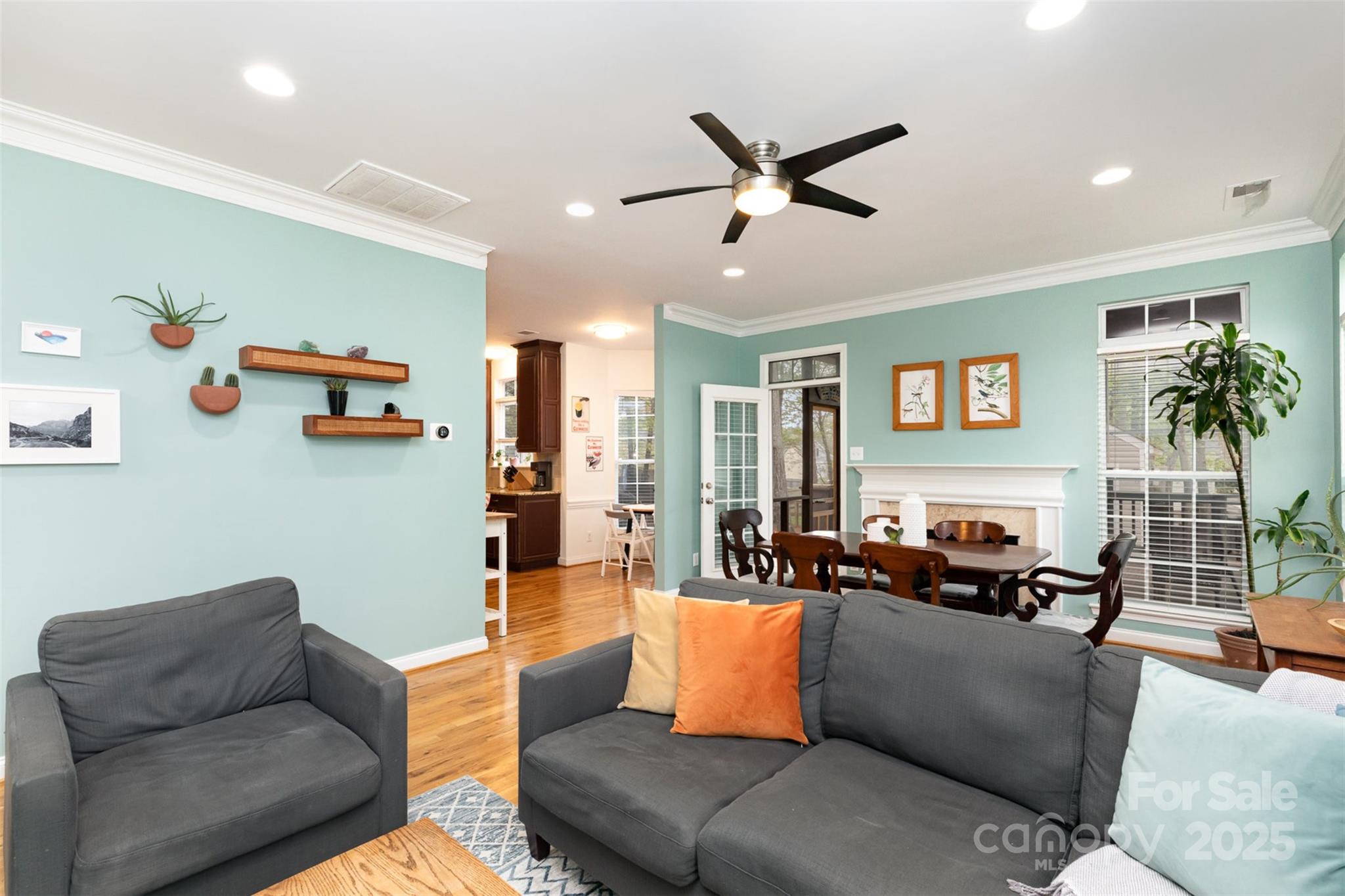 8013 Sheckler Lane