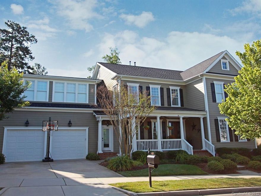 Baxter’s Best! Featuring Stunning Paver Patio, Shade Arbor & Huge Fenced Yard backing to Trails! Open GR w/gas fireplace. GOURMET Kitchen w/gas stove, work island, custom cabinetry, granite, tile back splash, SS appls, & Butler's pantry. Master Ste w/bayed sitting area, walk-in tile shower, soaking tub, huge walk-in, & sep linen. Spacious Bonus w/built-ins. Mud Room w/lockers & Friend's Entry, oversized garage & secondary BR's, surr sound & multi-room audio system! Too many details to list!