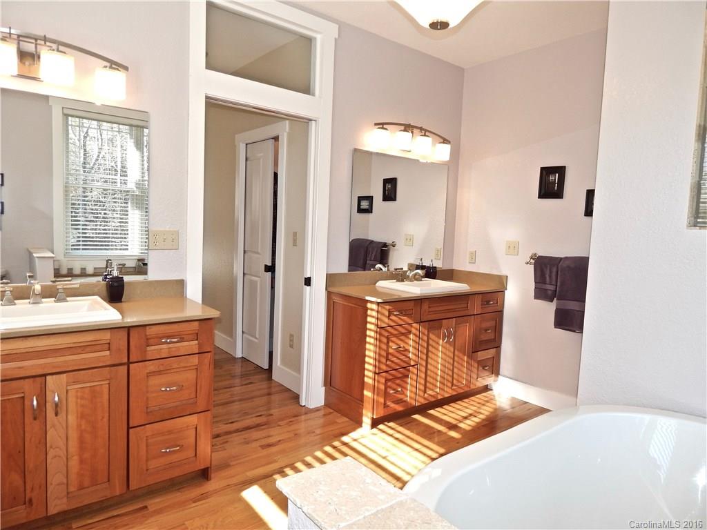 Settlers Cove - Residential