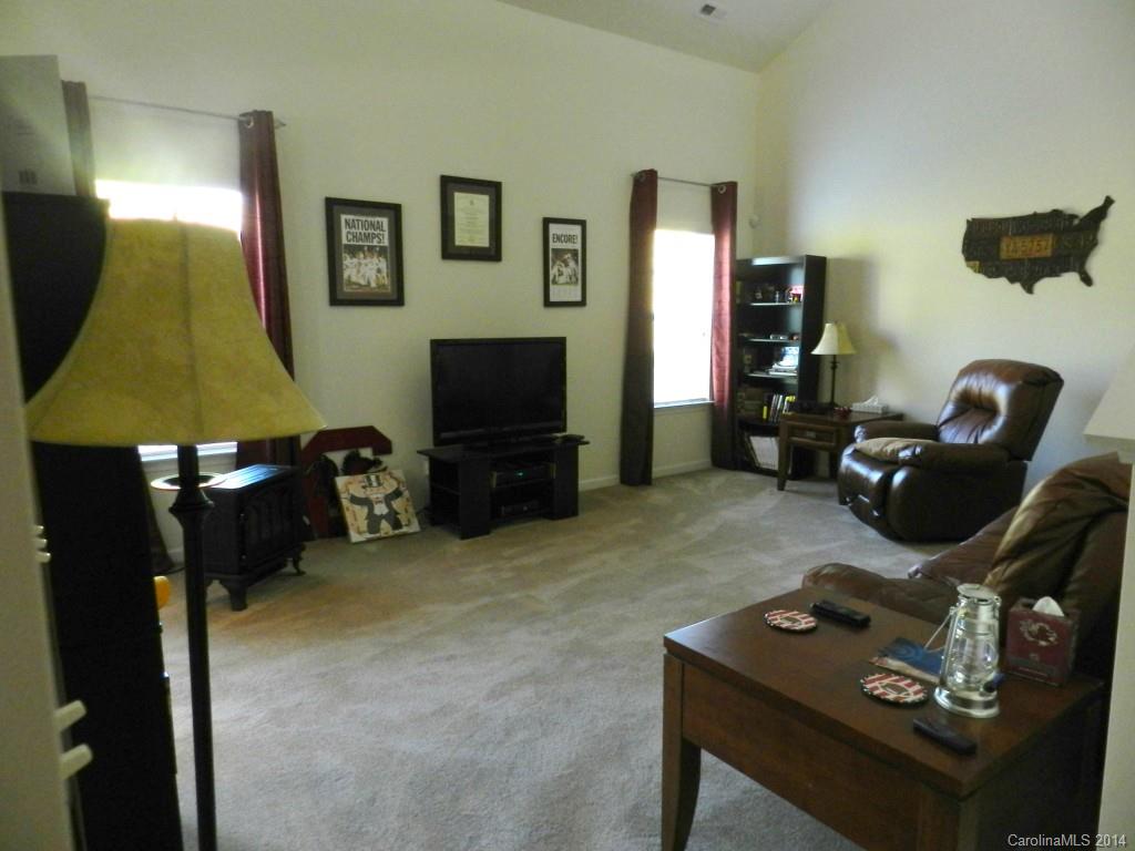 Houston Hills - Residential