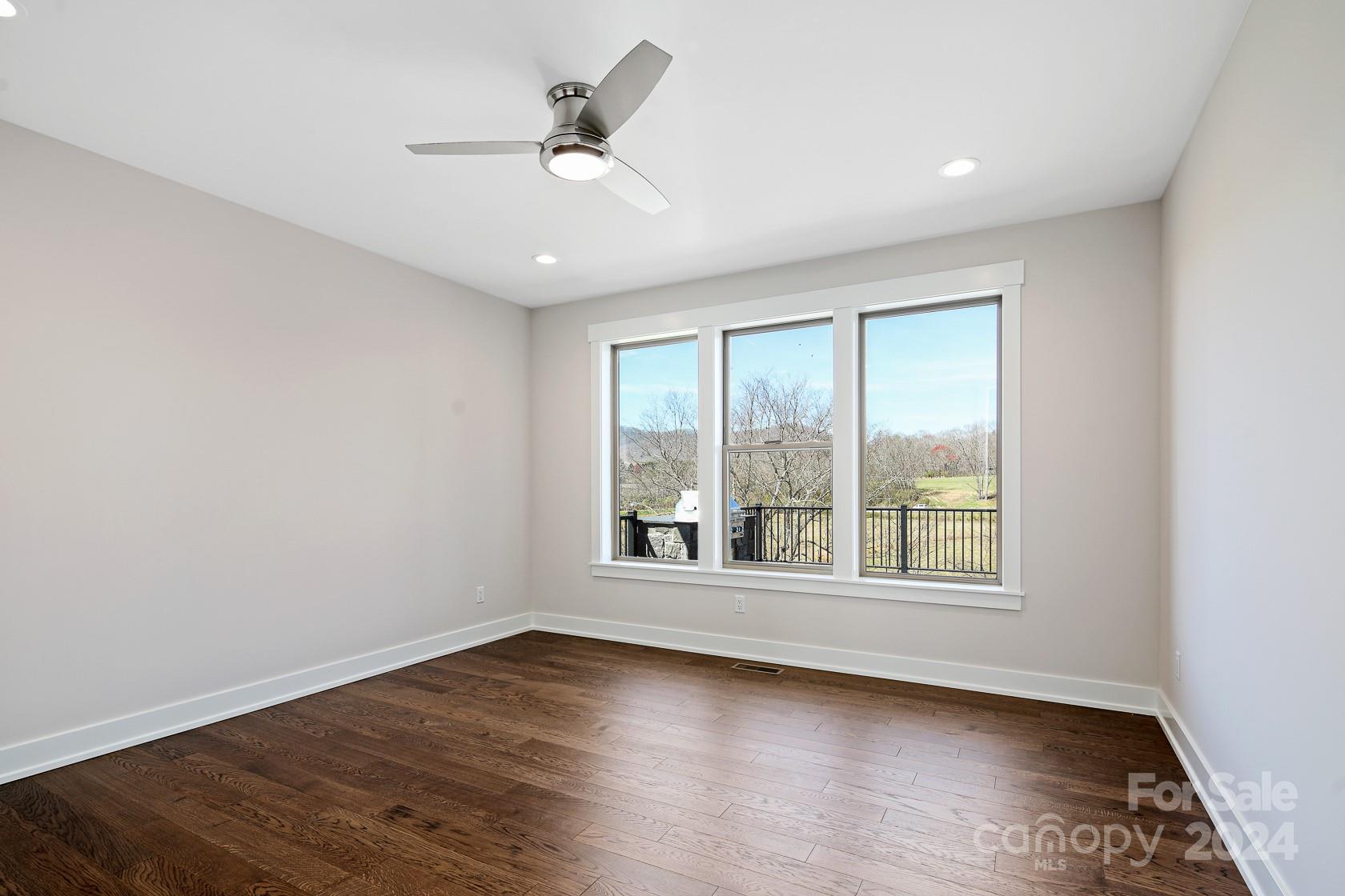 Mills River Crossing - Residential