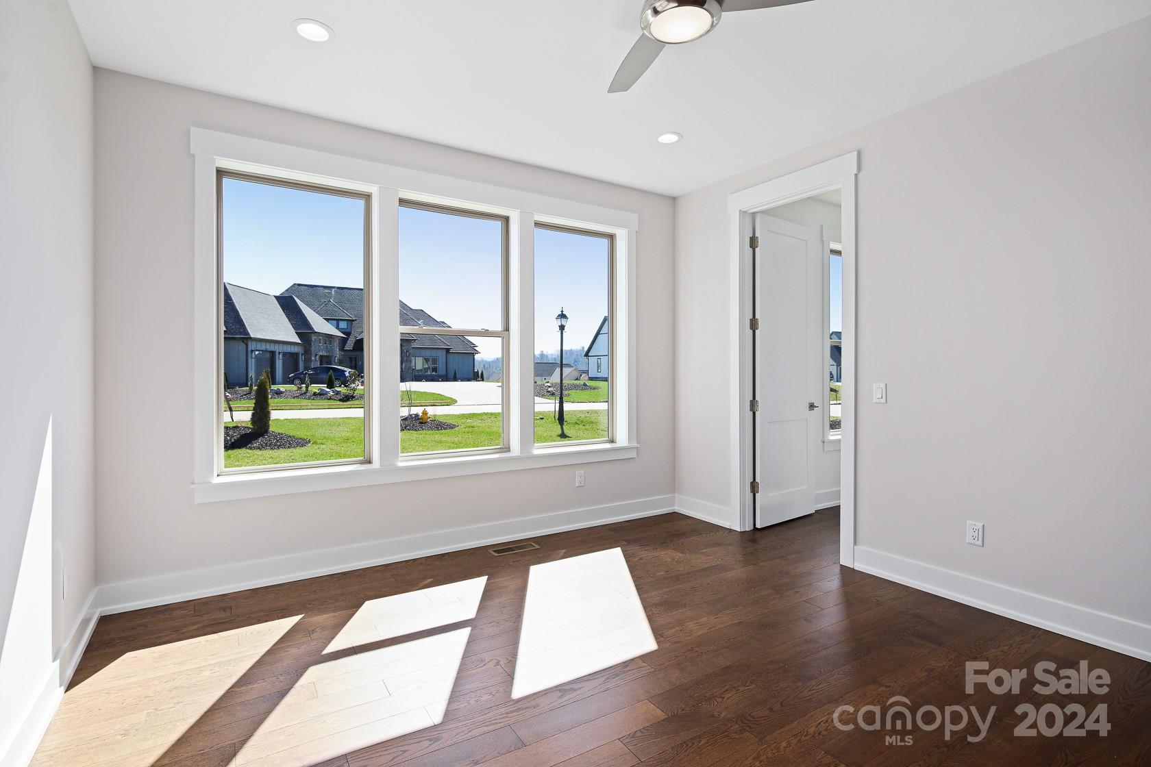 Mills River Crossing - Residential