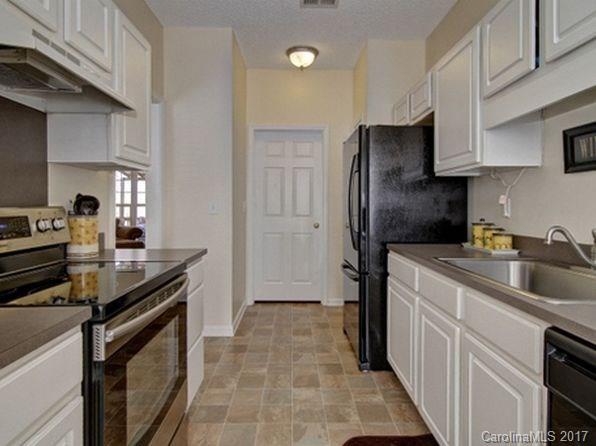 Tall Oaks - Residential