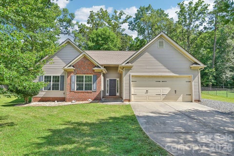 Photo of 624 Hunley Street, Monroe, NC 28112 (MLS # 4395965)