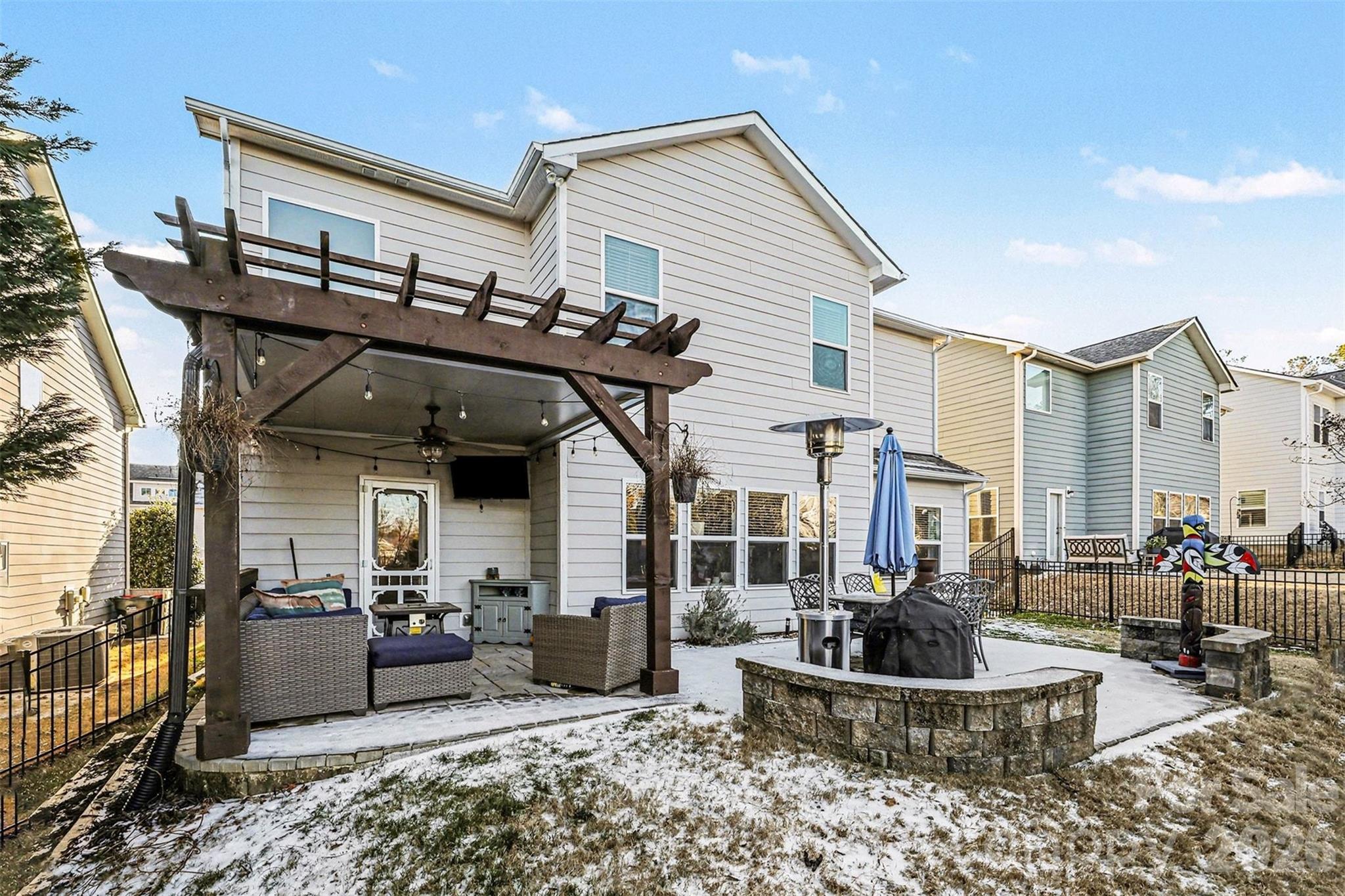 Lake Ridge - Residential