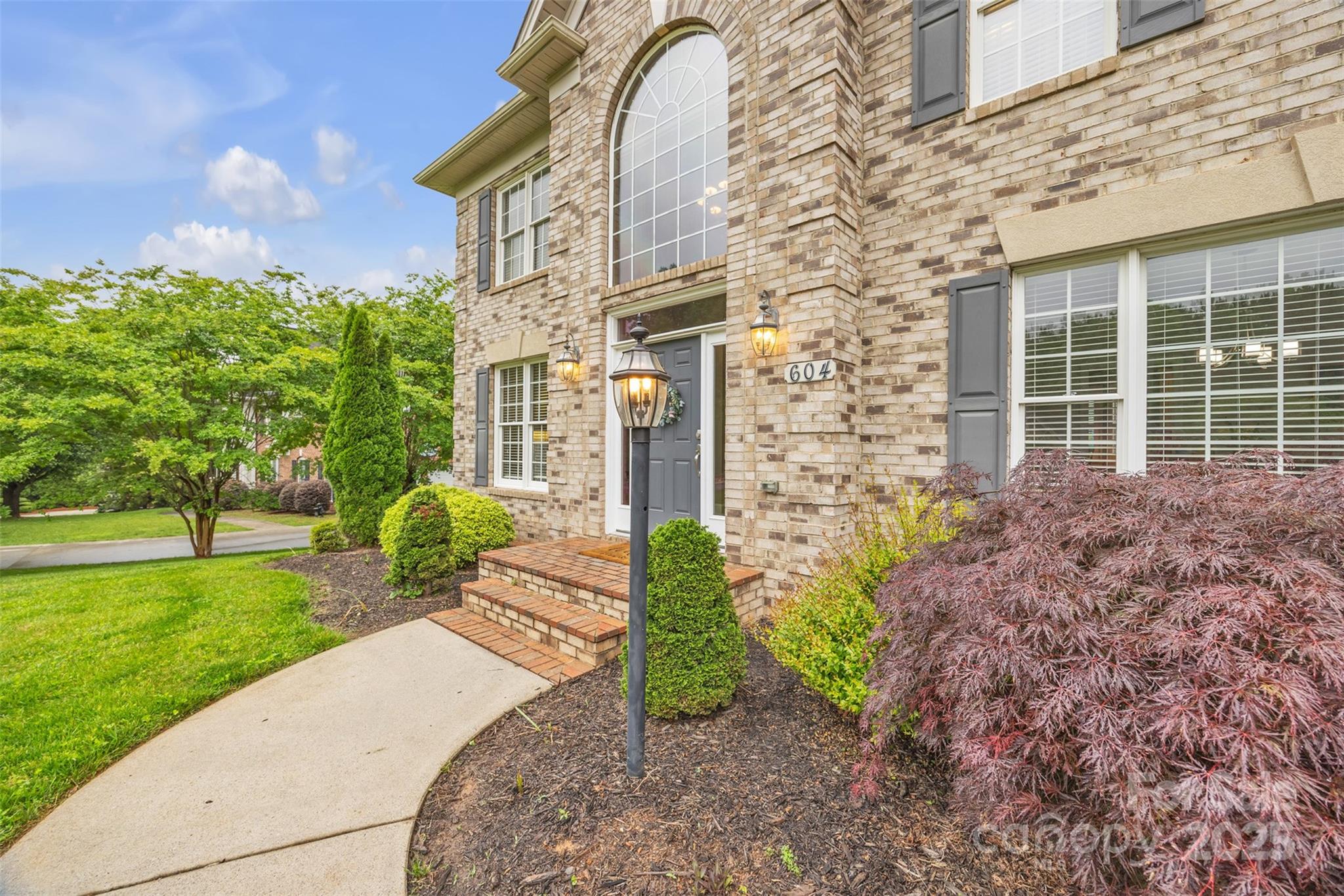 604 Gwendolyn Court