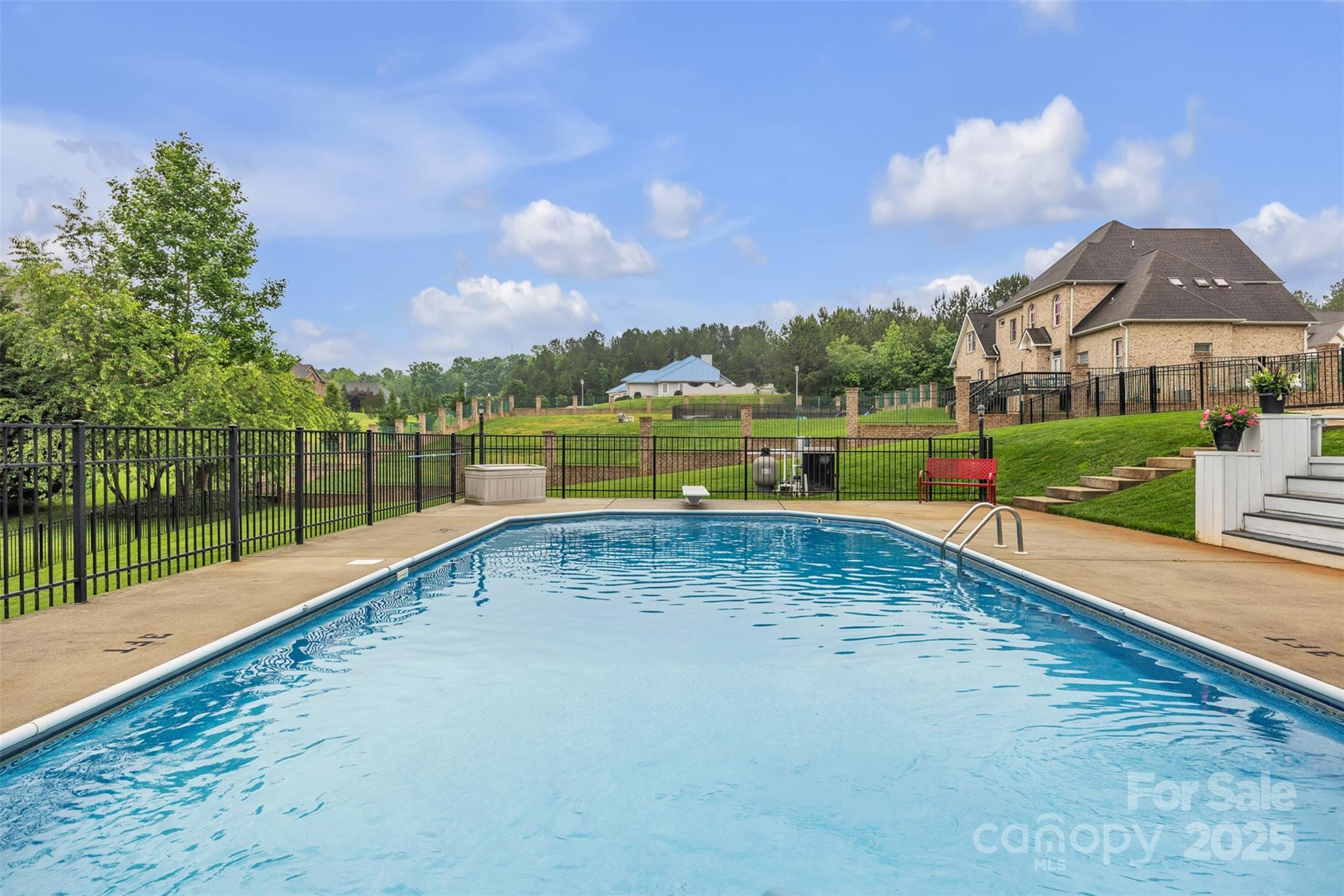 604 Gwendolyn Court