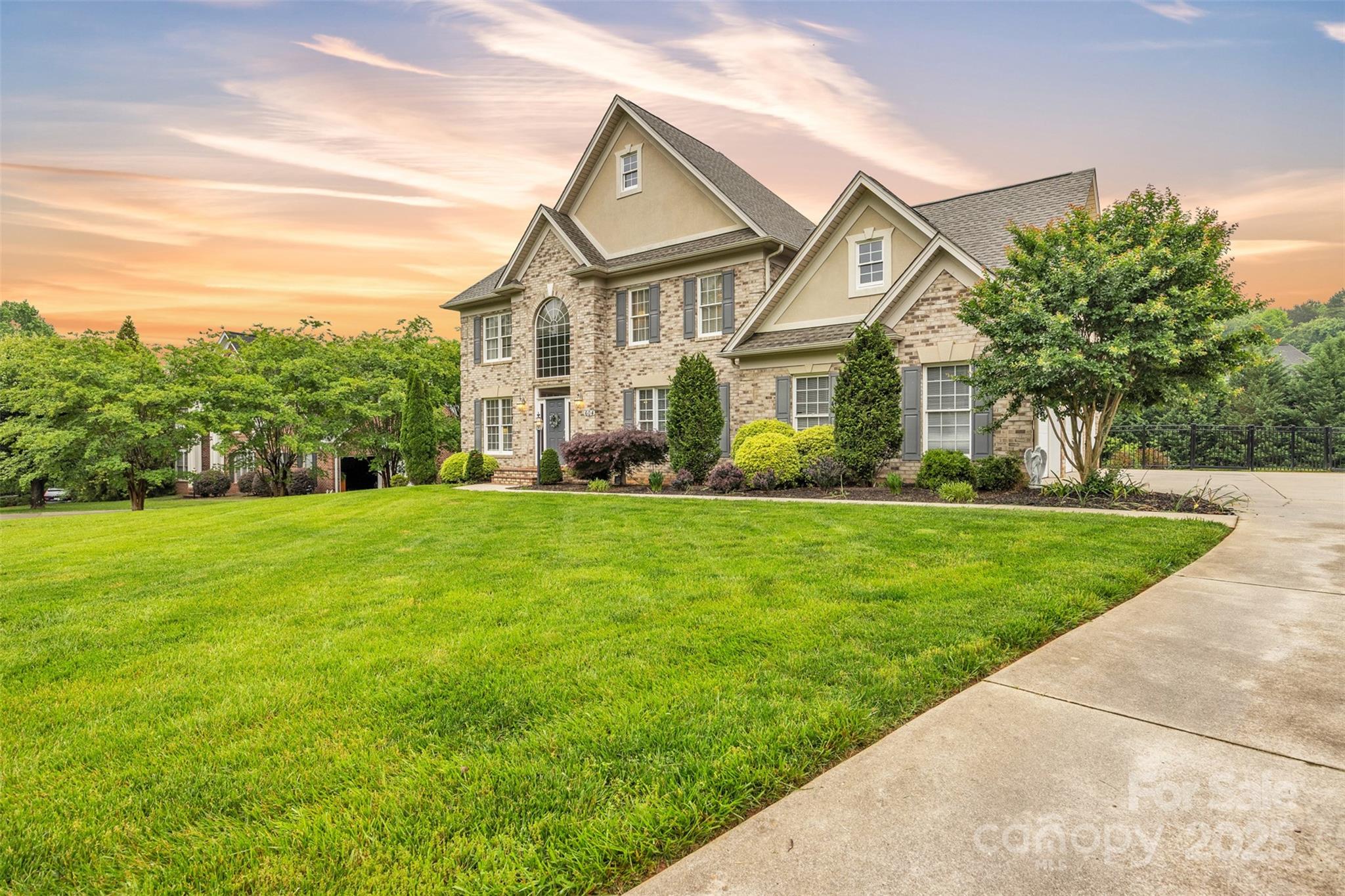 604 Gwendolyn Court