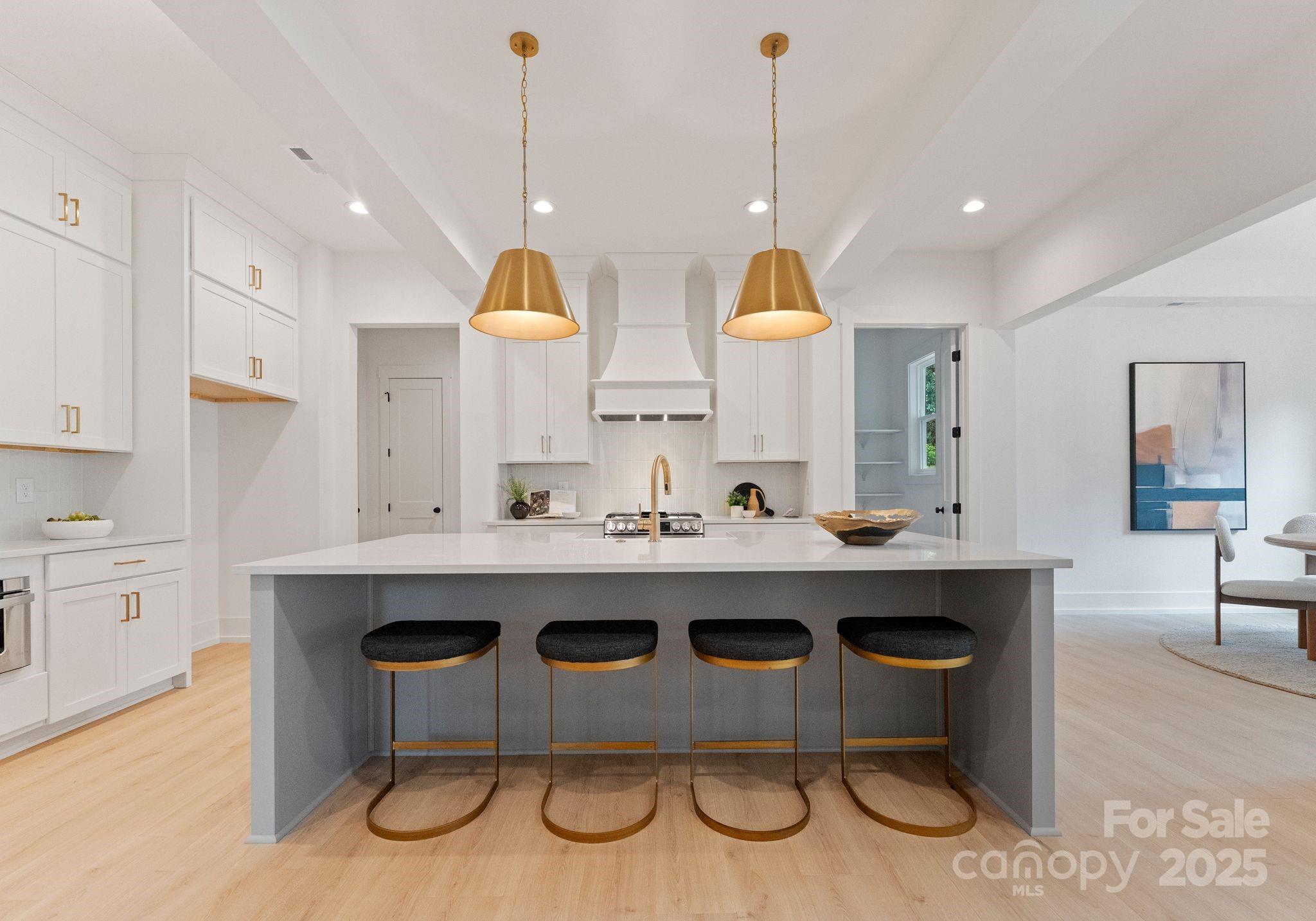 2530 Elkwood Circle