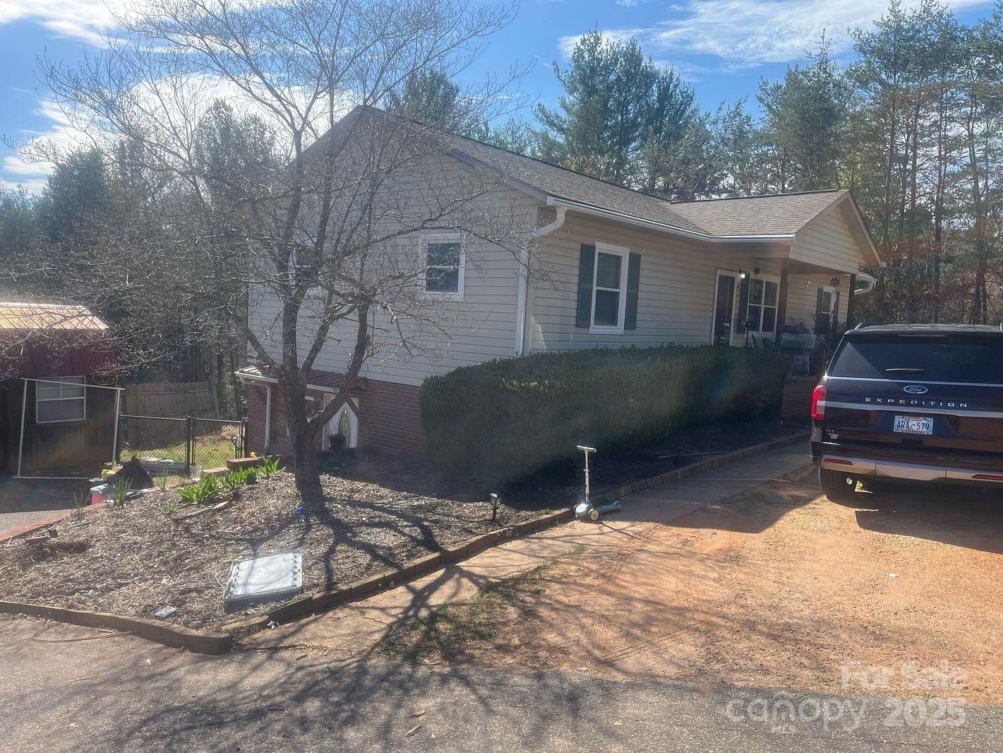 Riverwoods - Residential