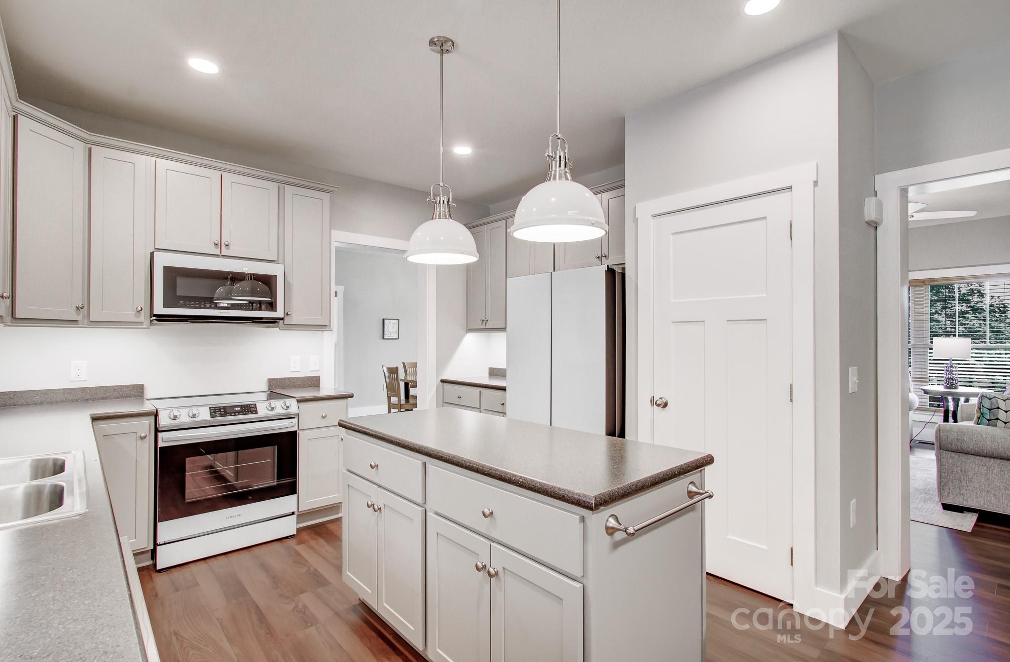 180 Ellerslie Acre None