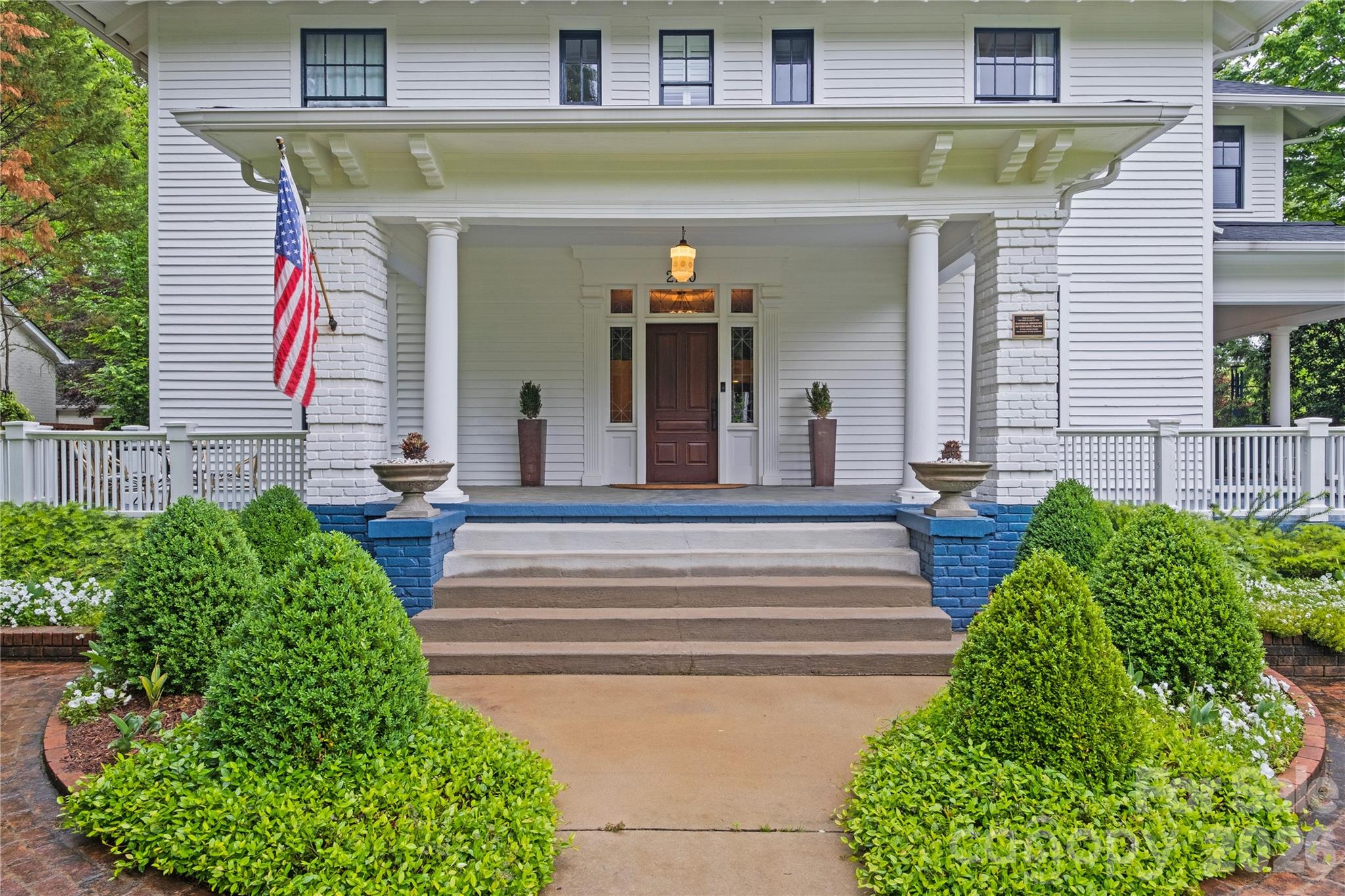 2100 The Plaza Road
