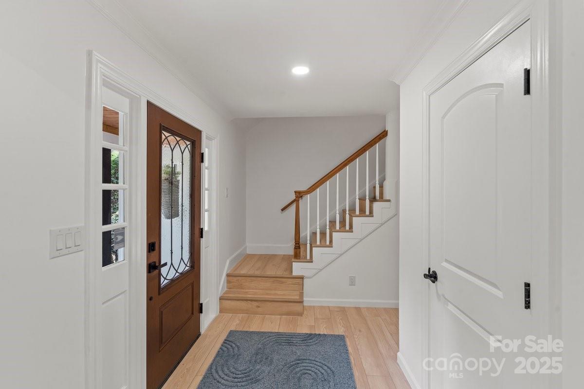 5910 Grosner Place