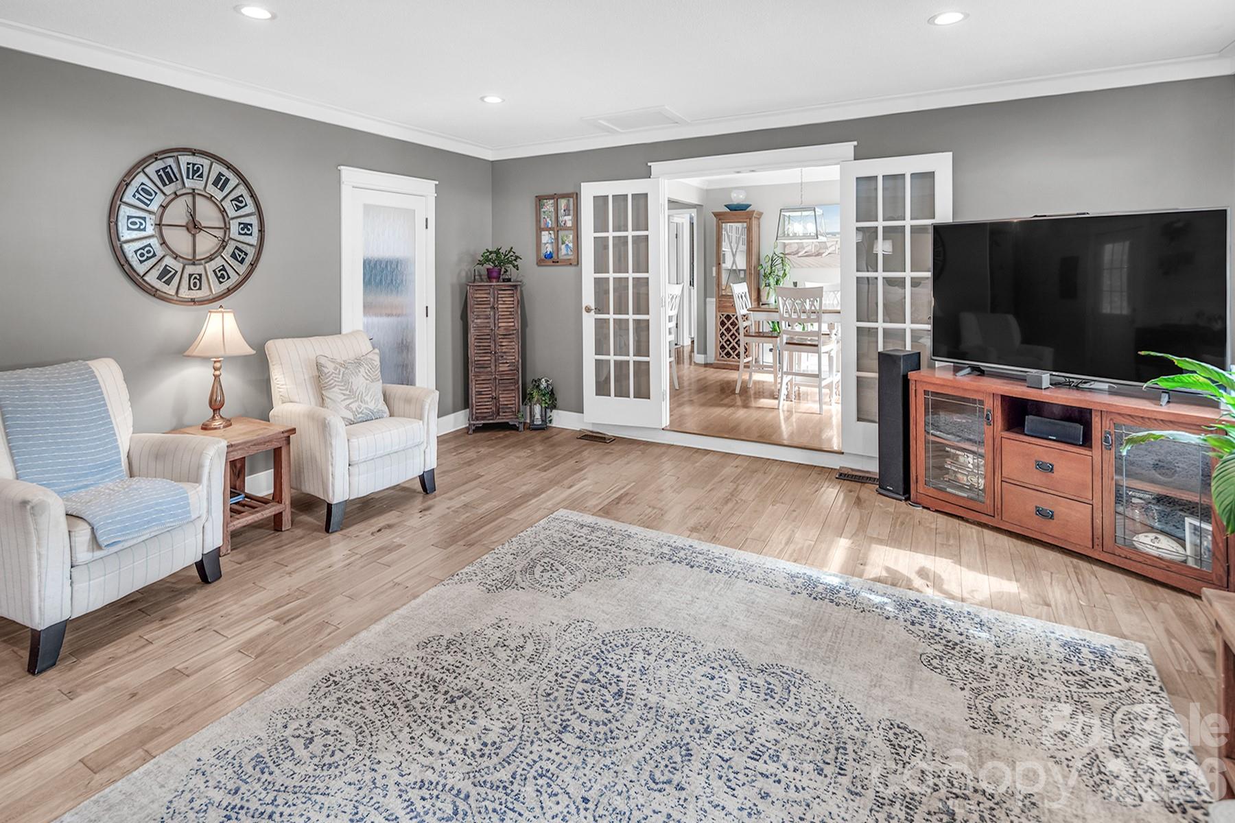 Poplar Trails - Residential