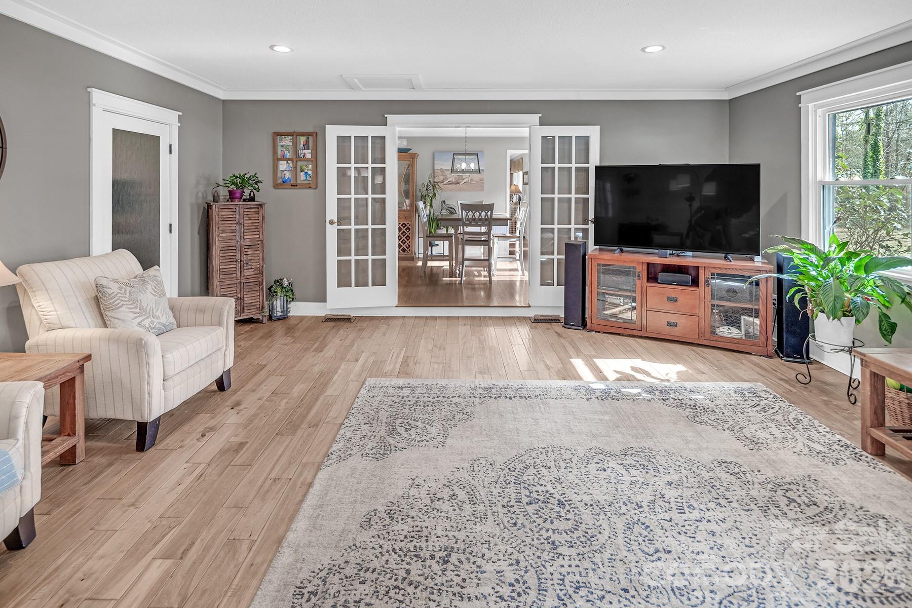 Poplar Trails - Residential