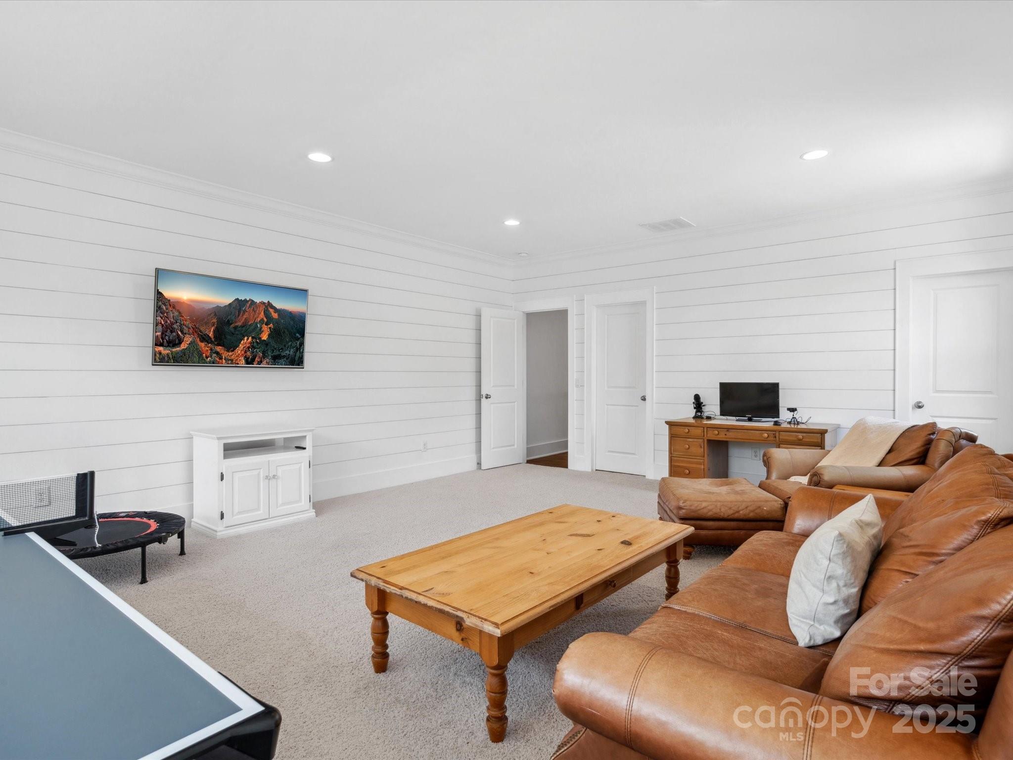 Brayden - Residential