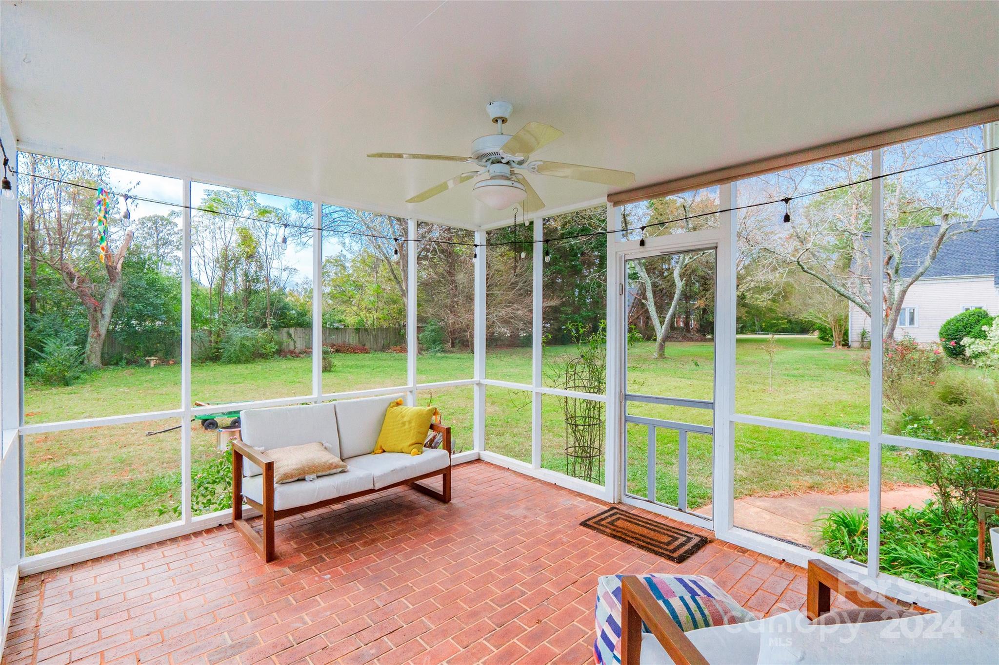 Meadow Lakes - Residential