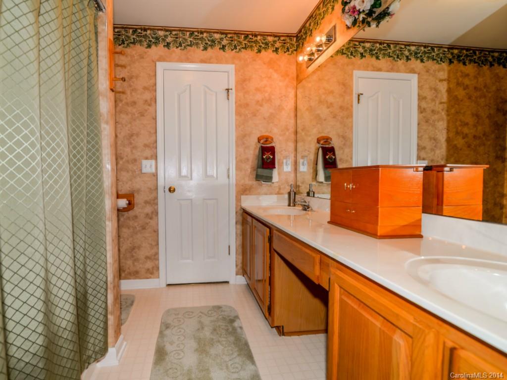 Davis Lake - Residential