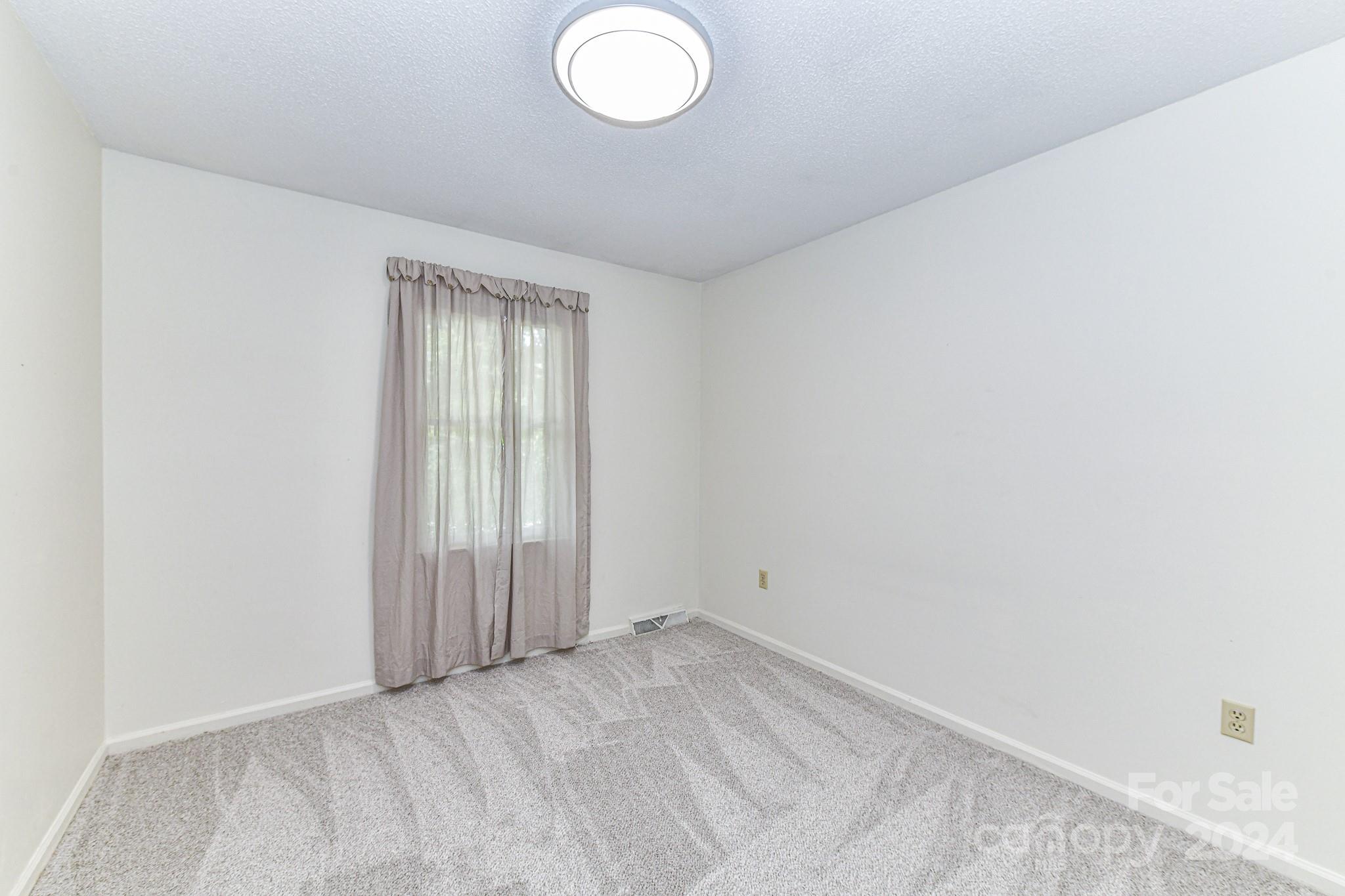 Pine Hills - Residential