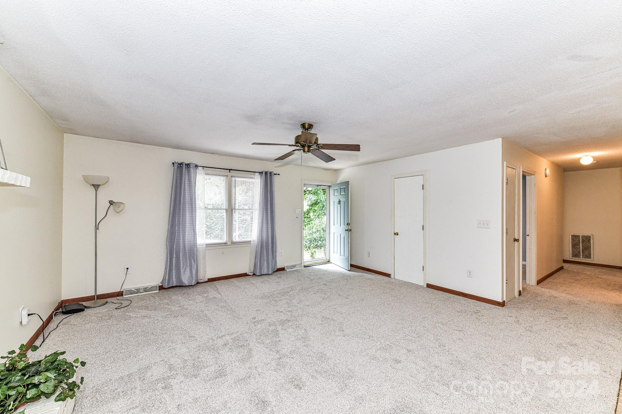 Pine Hills - Residential