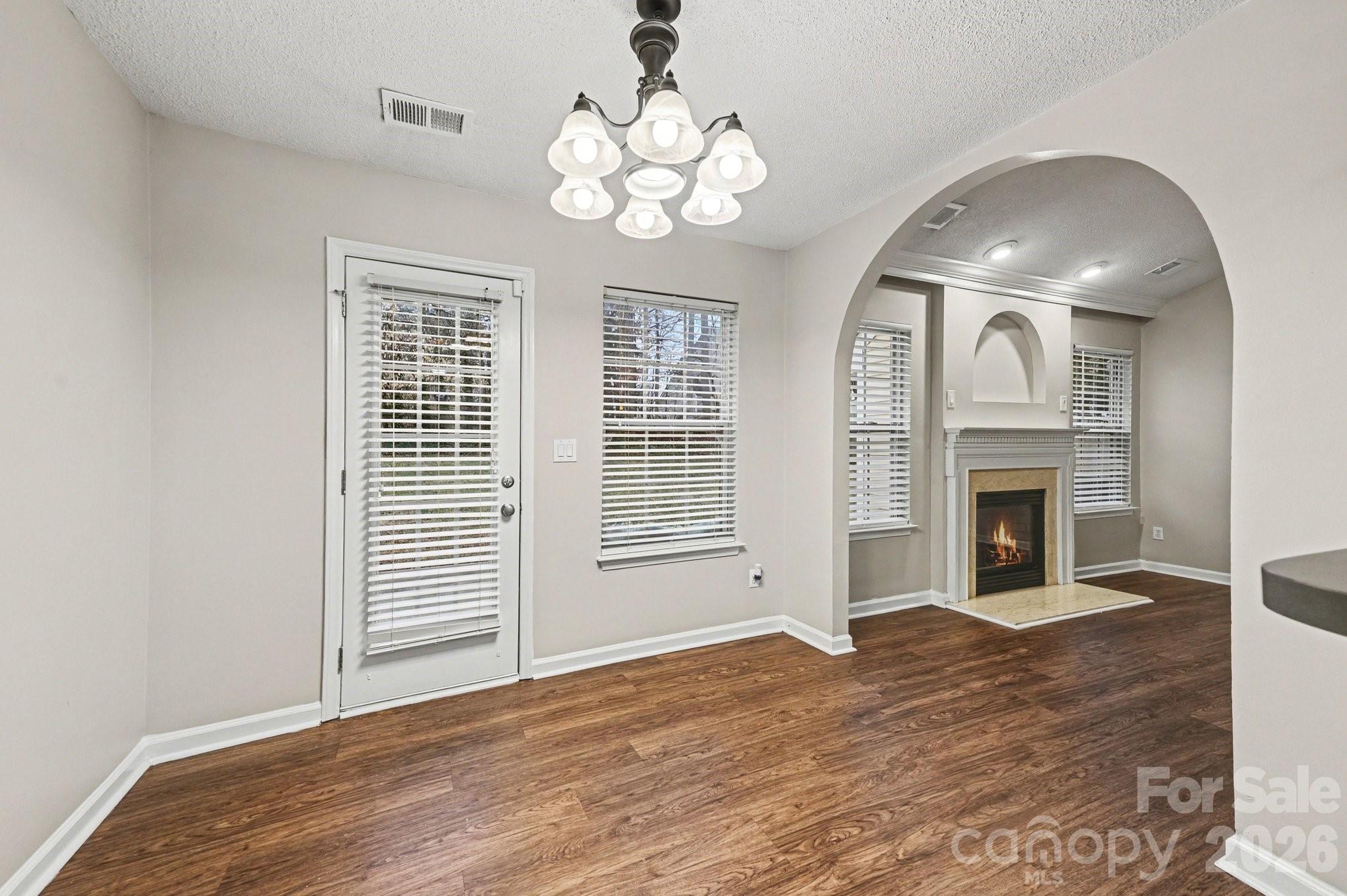 6902 Brachnell View Drive