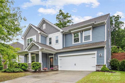 Photo of 15630 Oleander Drive, Charlotte, NC 28278 (MLS # 4258137)