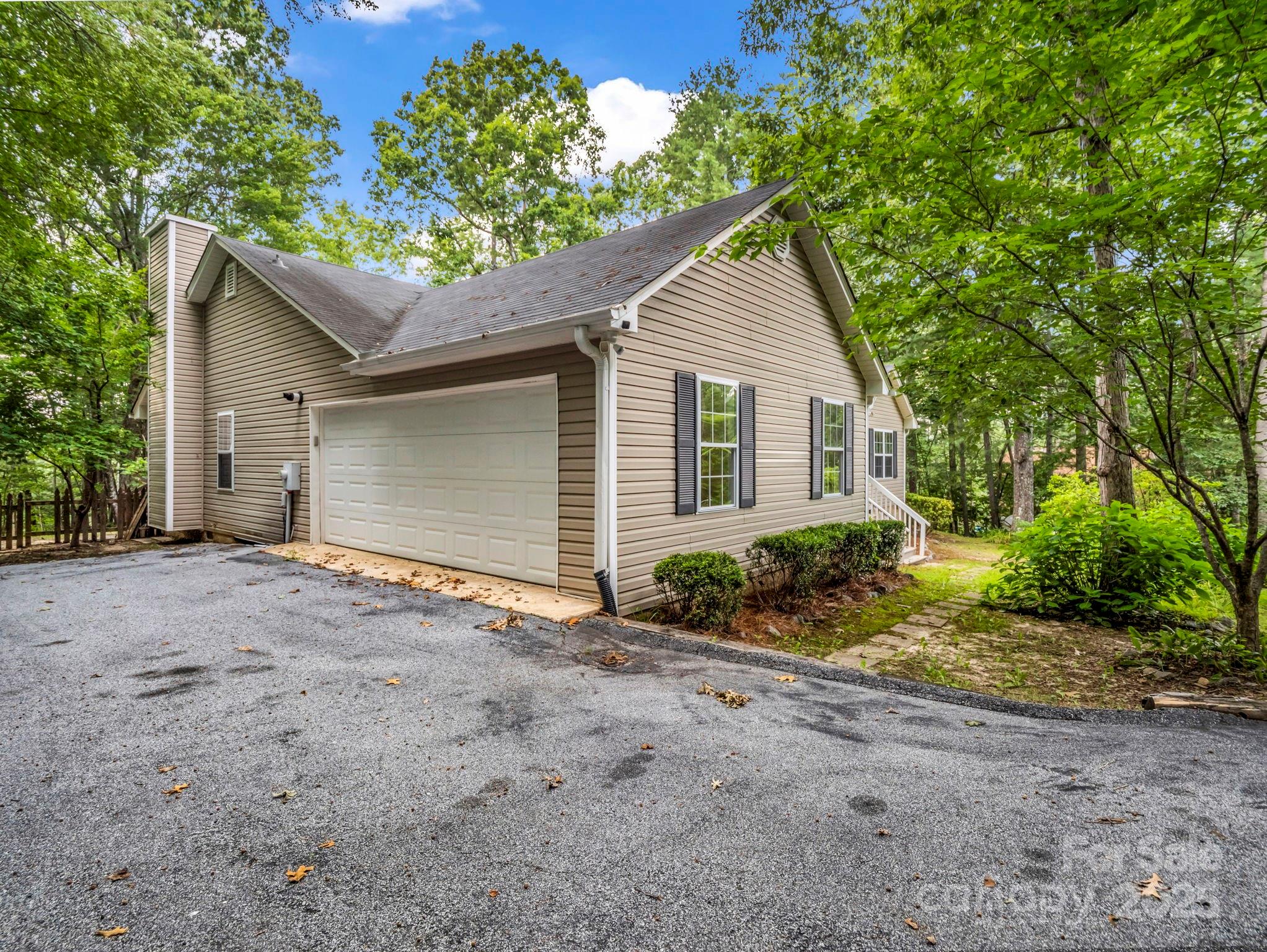 636 Shawn Rachel Parkway