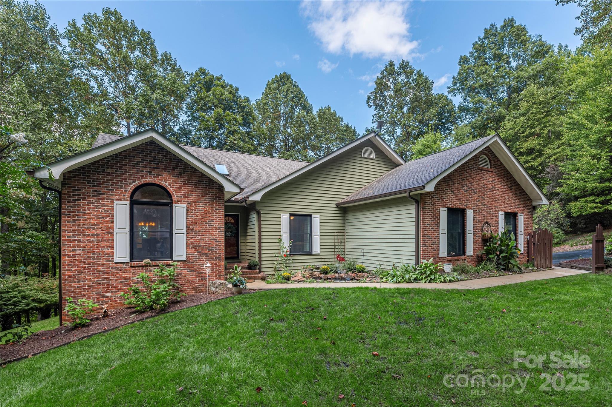 98 Red Oak Drive