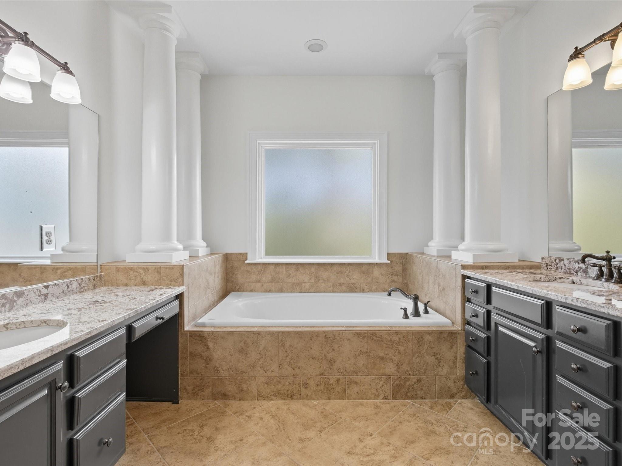 River Lake - Residential