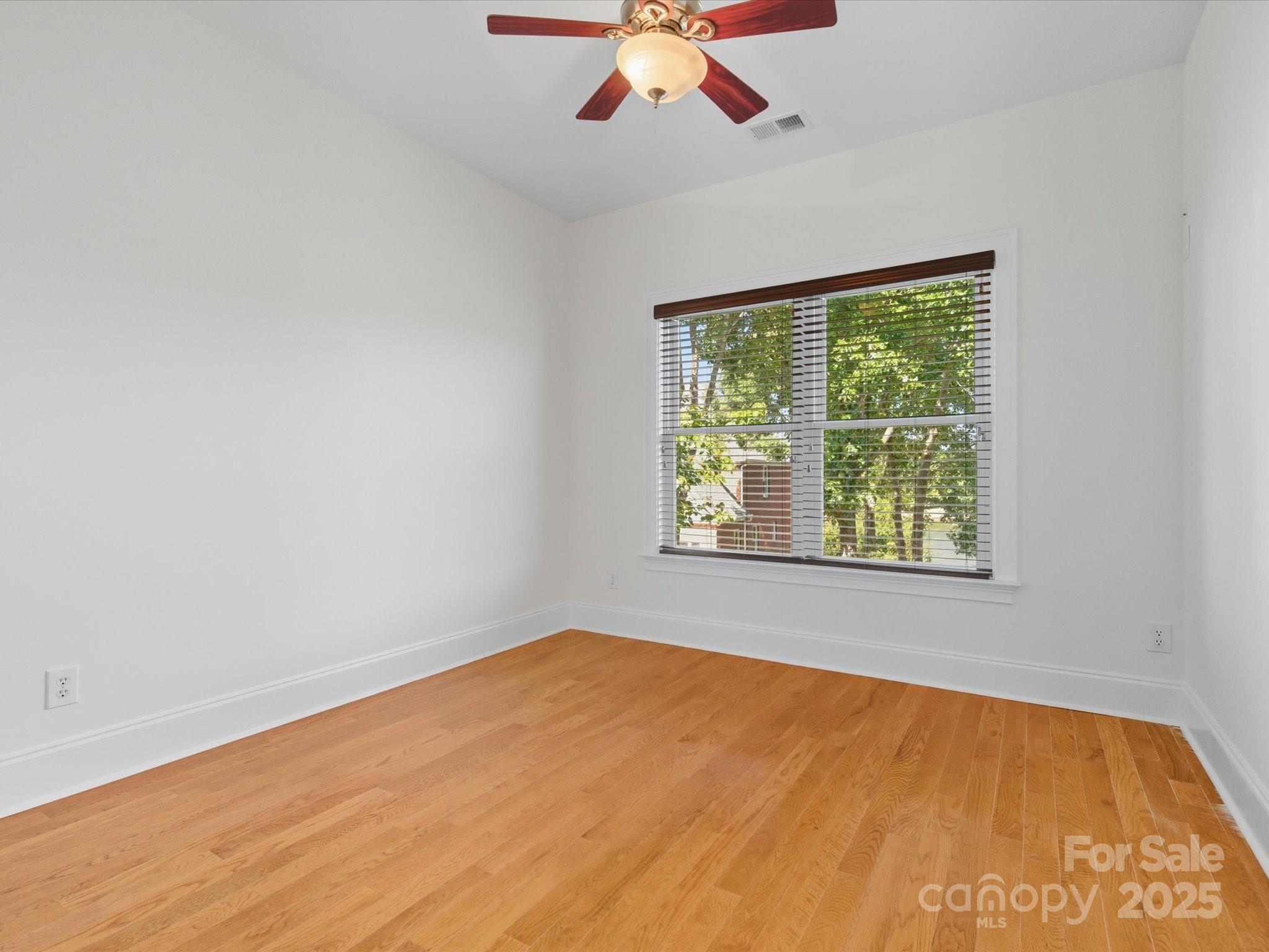 River Lake - Residential