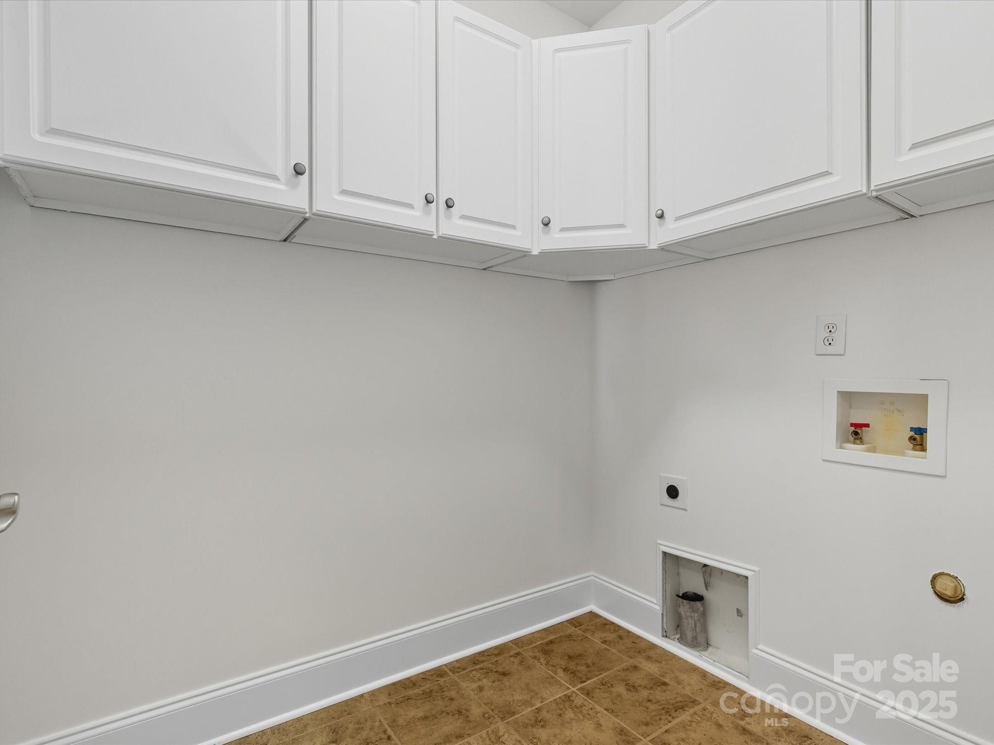 River Lake - Residential