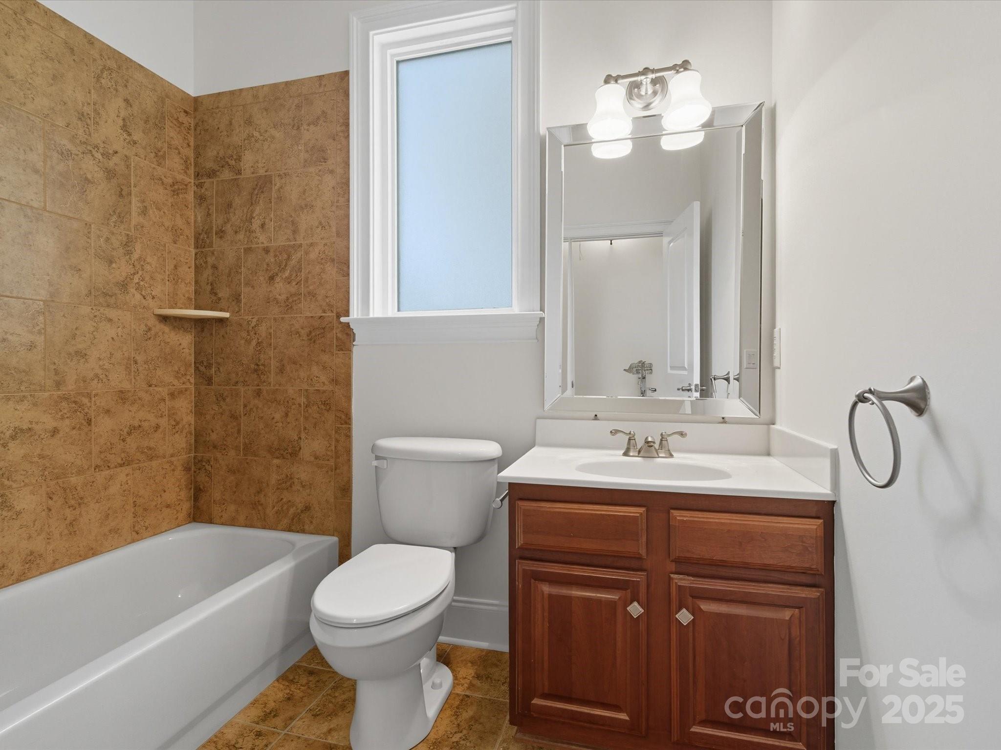 River Lake - Residential