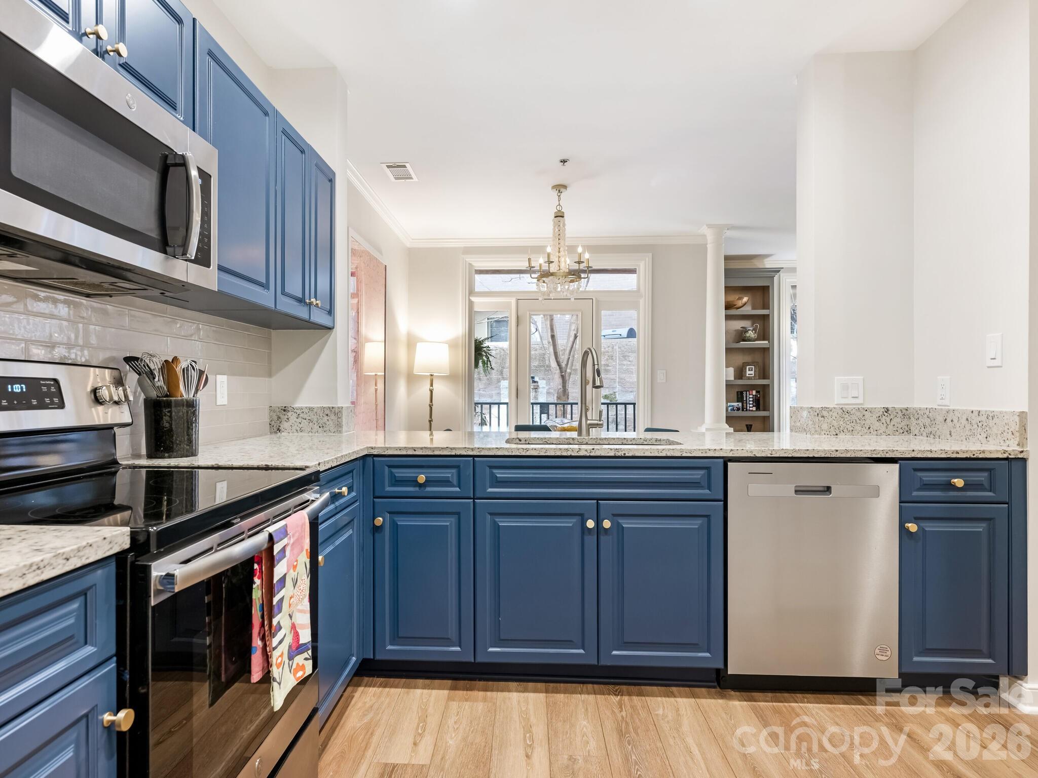 Myers Park - Residential