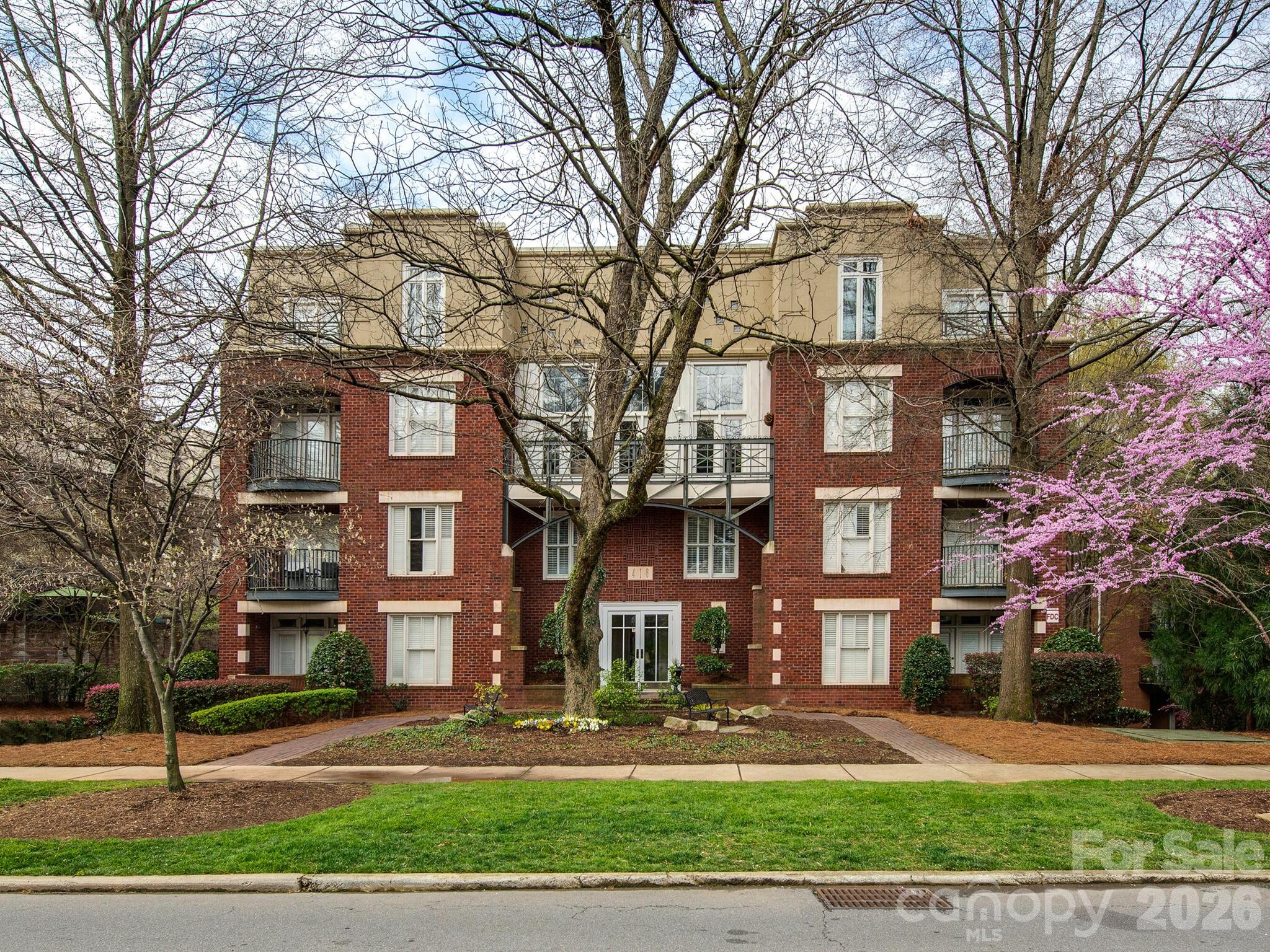 Myers Park - Residential