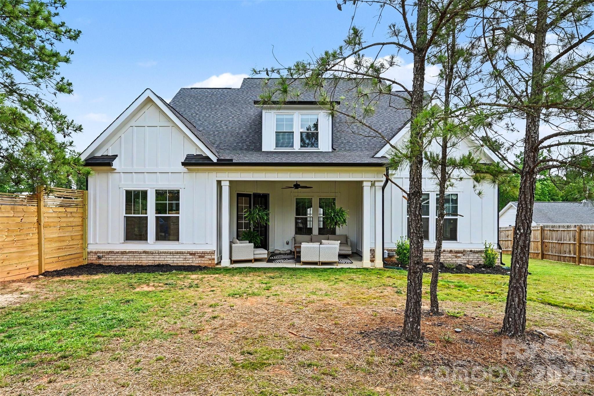 31 Ridgecrest Avenue
