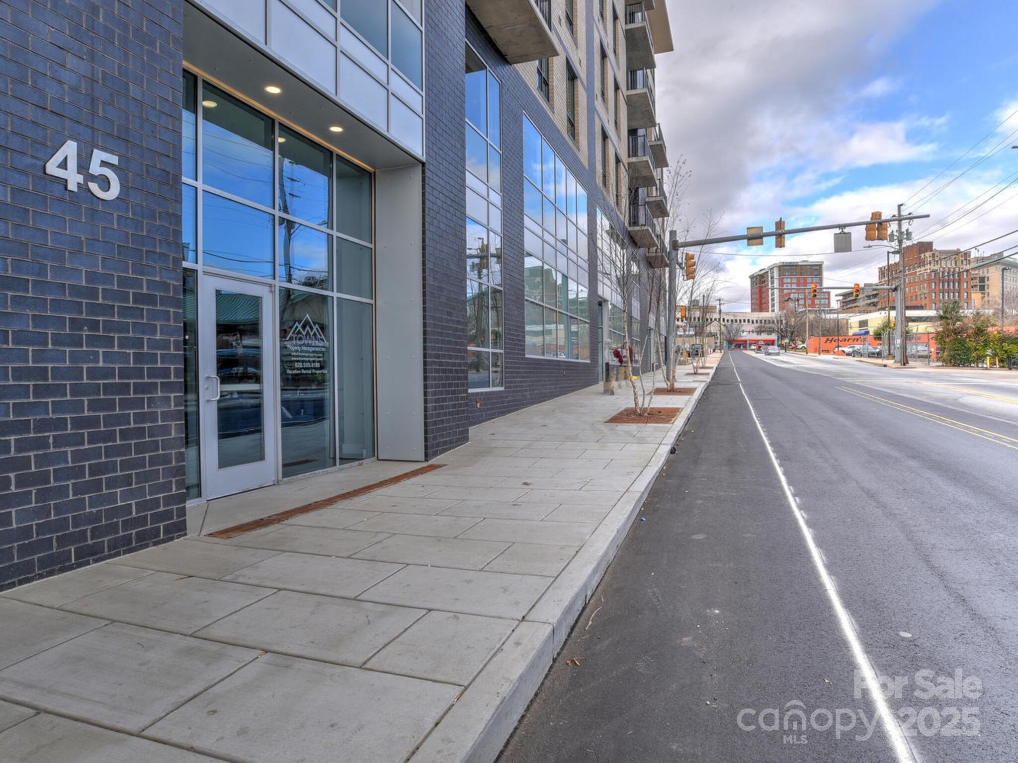 45 Asheland Avenue 402