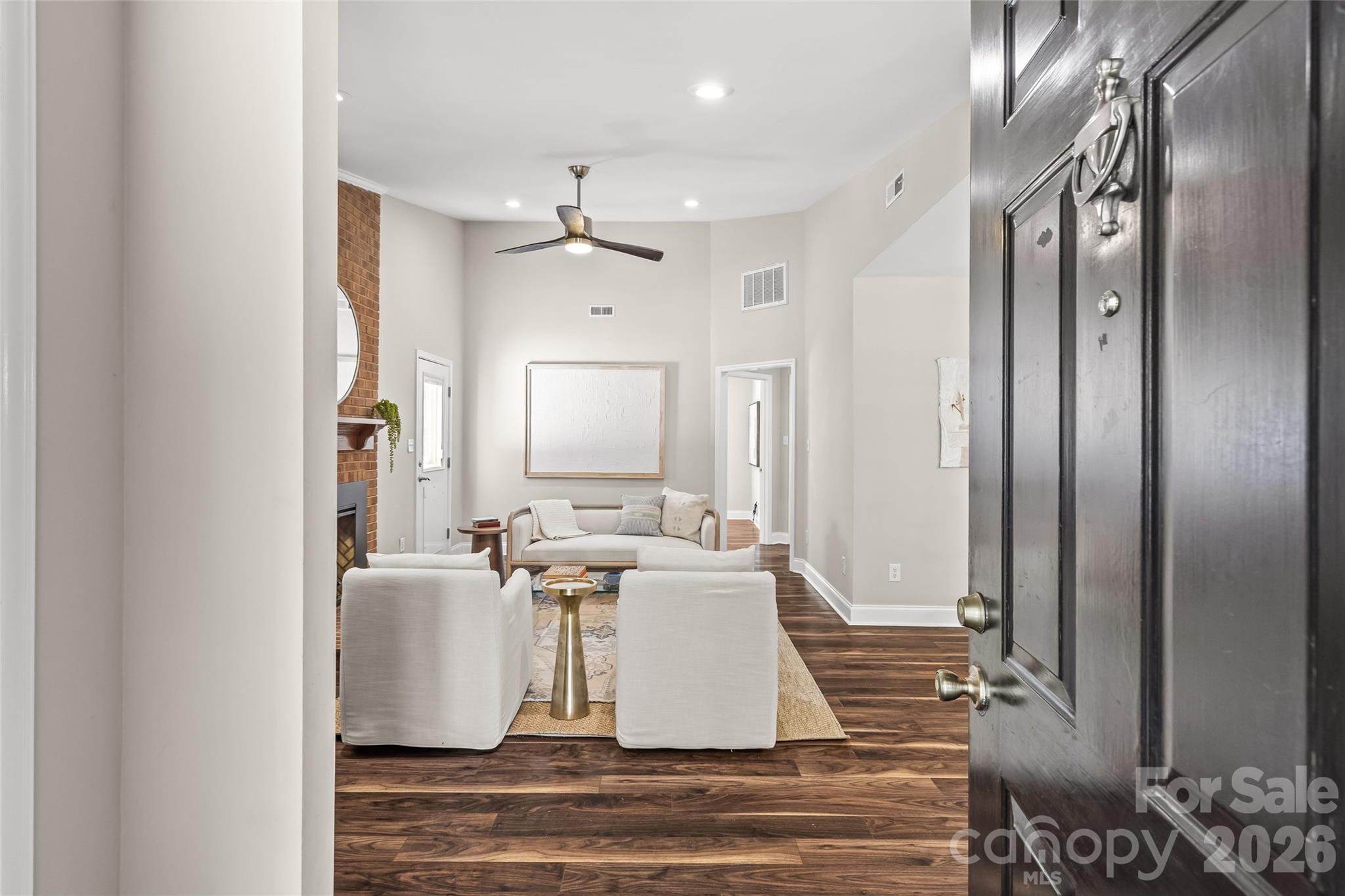 2434 Dryden Lane
