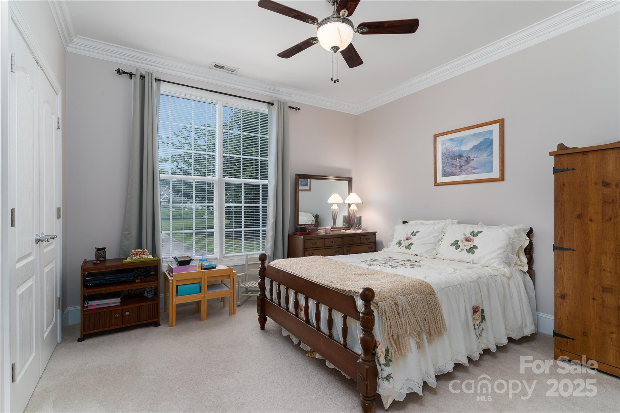 Point Largo - Residential