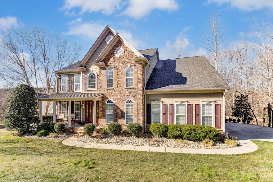 WE INVITE YOU TO EXPERIENCE the splendor & tranquility of the extraordinary life that awaits you at 1551 Withers Drive. Overlooking the 4th fairway of Verdict Ridge, nothing compares to the quality of this impeccably maintained 6 BDR home with a gorgeous master on the main! Stunning 2 story coffered ceiling great room coupled with solid birch wood flooring gives you the wonderful feeling of openness. Light floods in from the morning room off the gourmet kitchen. If two stunning floors were not enough, step on down into the fully finished walk out basement. Equipped with a complete kitchen, two bedrooms/two baths, dining area, and a second laundry room. For those who refuse to compromise on quality, this beautifully designed home receives 5 stars! Welcome home!